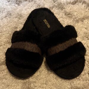 Michael Kors Black Furry Women's Slippers